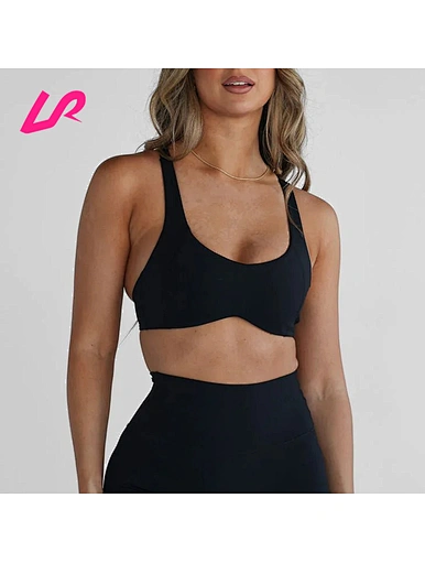Cover up in style with our cross strap sports bra. Designed for comfort and support, it's a must-have for any workout wardrobe. Shop now and stay ahead of the trend.